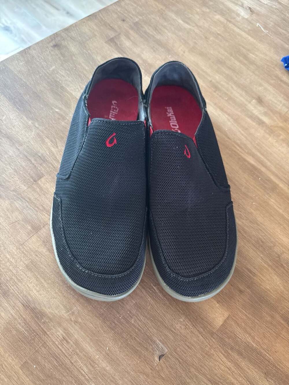 OluKai Nohea Mesh Men's Slip-On Shoes Black/Red